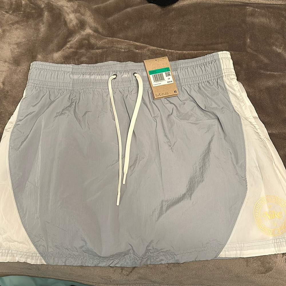 Light green Nike skirt